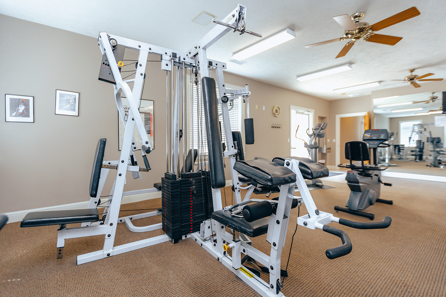 24/7 Fitness Center at Sunridge Apartments